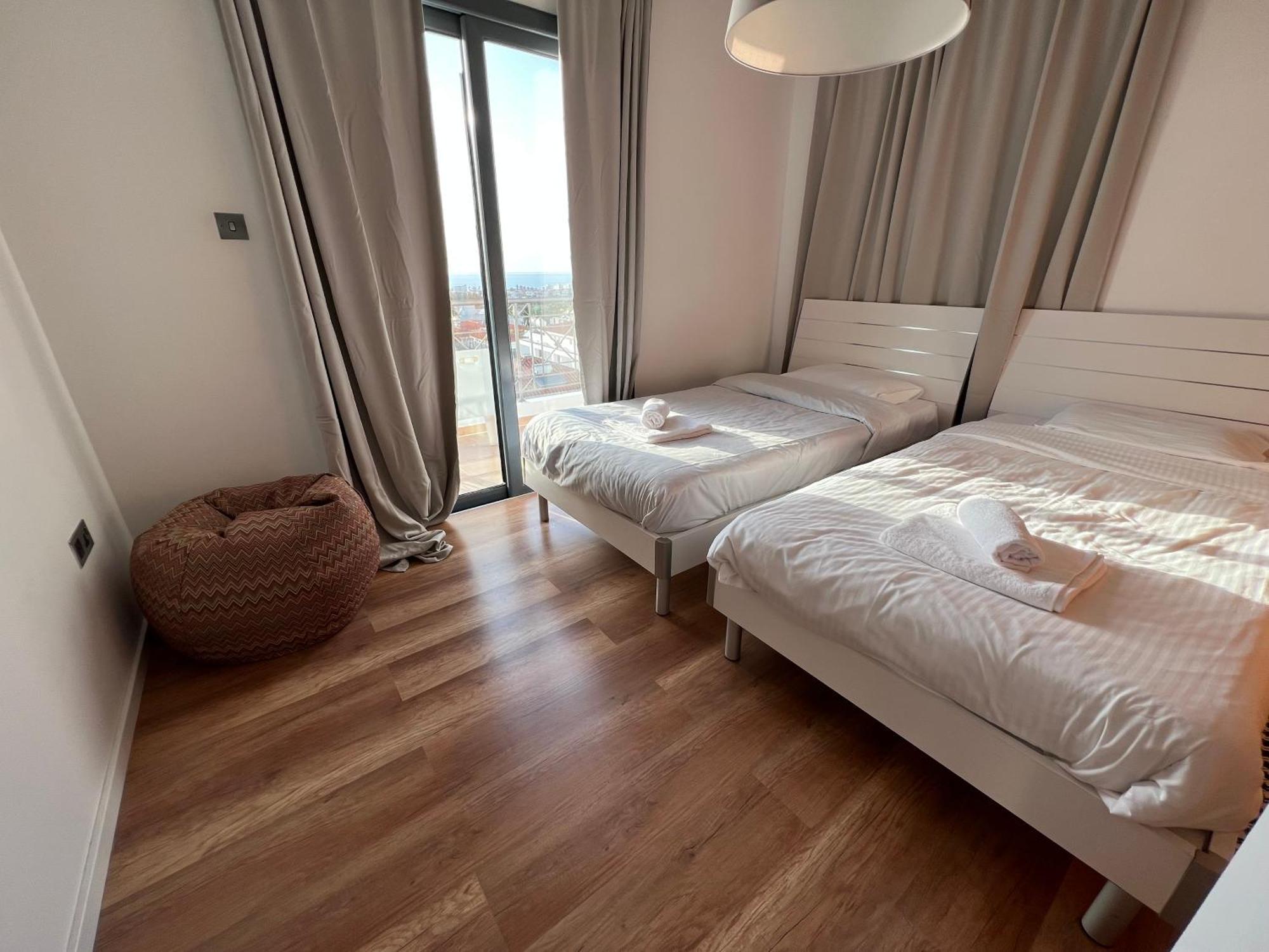 Julipapas Gardens Apartment Paphos Room photo