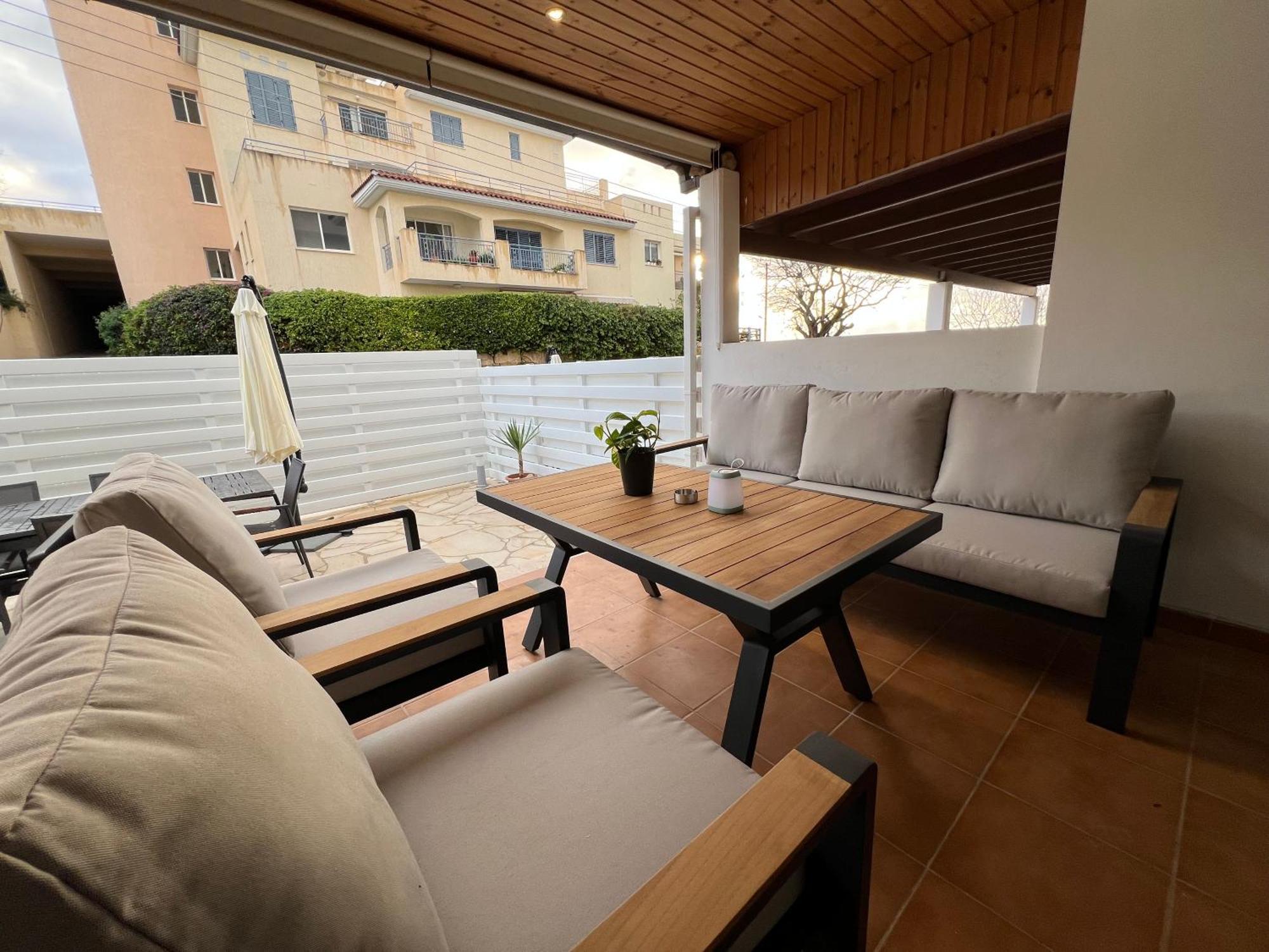 Julipapas Gardens Apartment Paphos Room photo