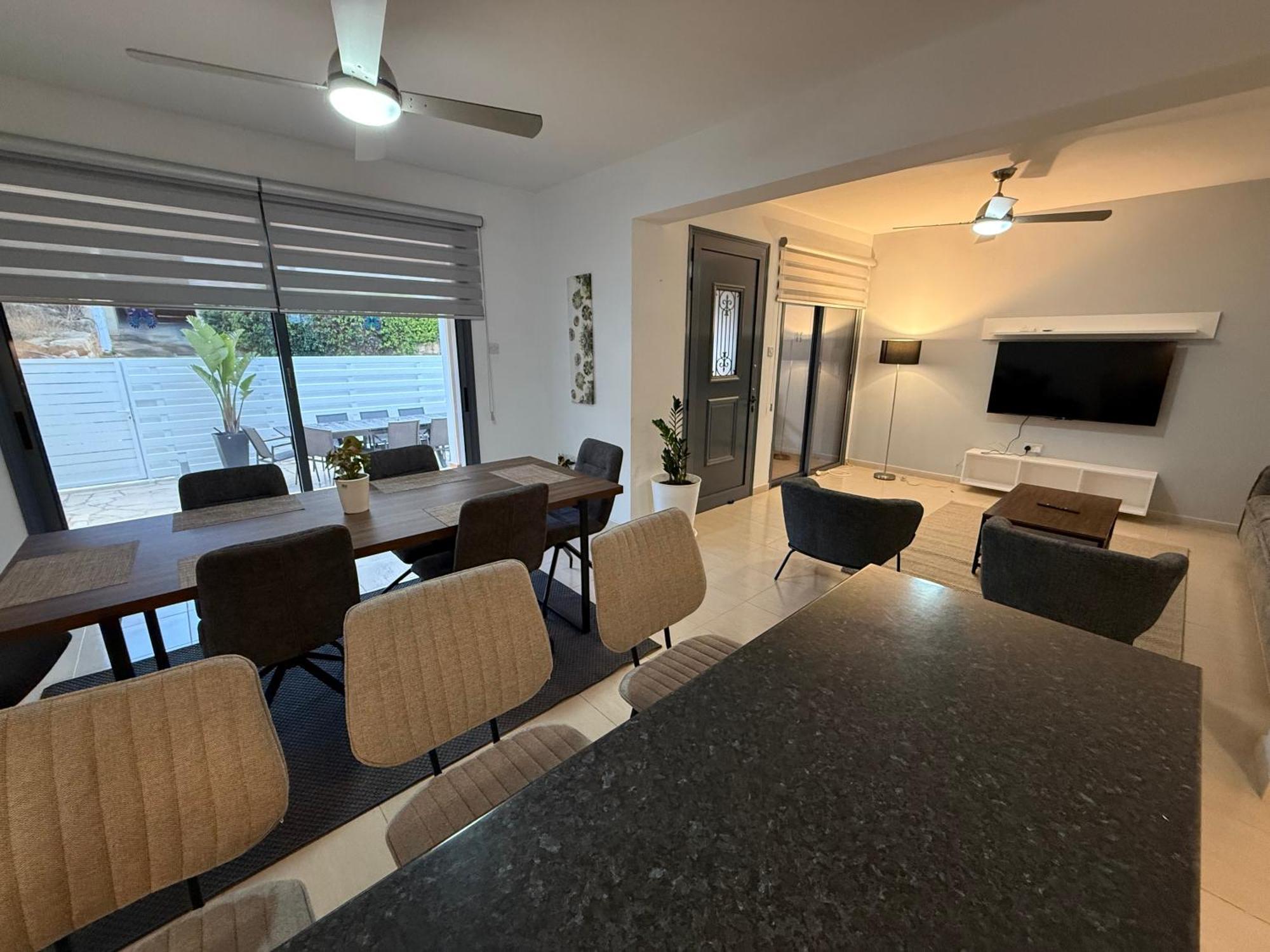 Julipapas Gardens Apartment Paphos Room photo