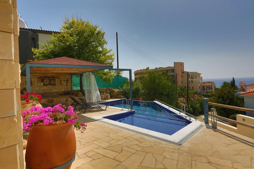 Julipapas Gardens Apartment Paphos Exterior photo