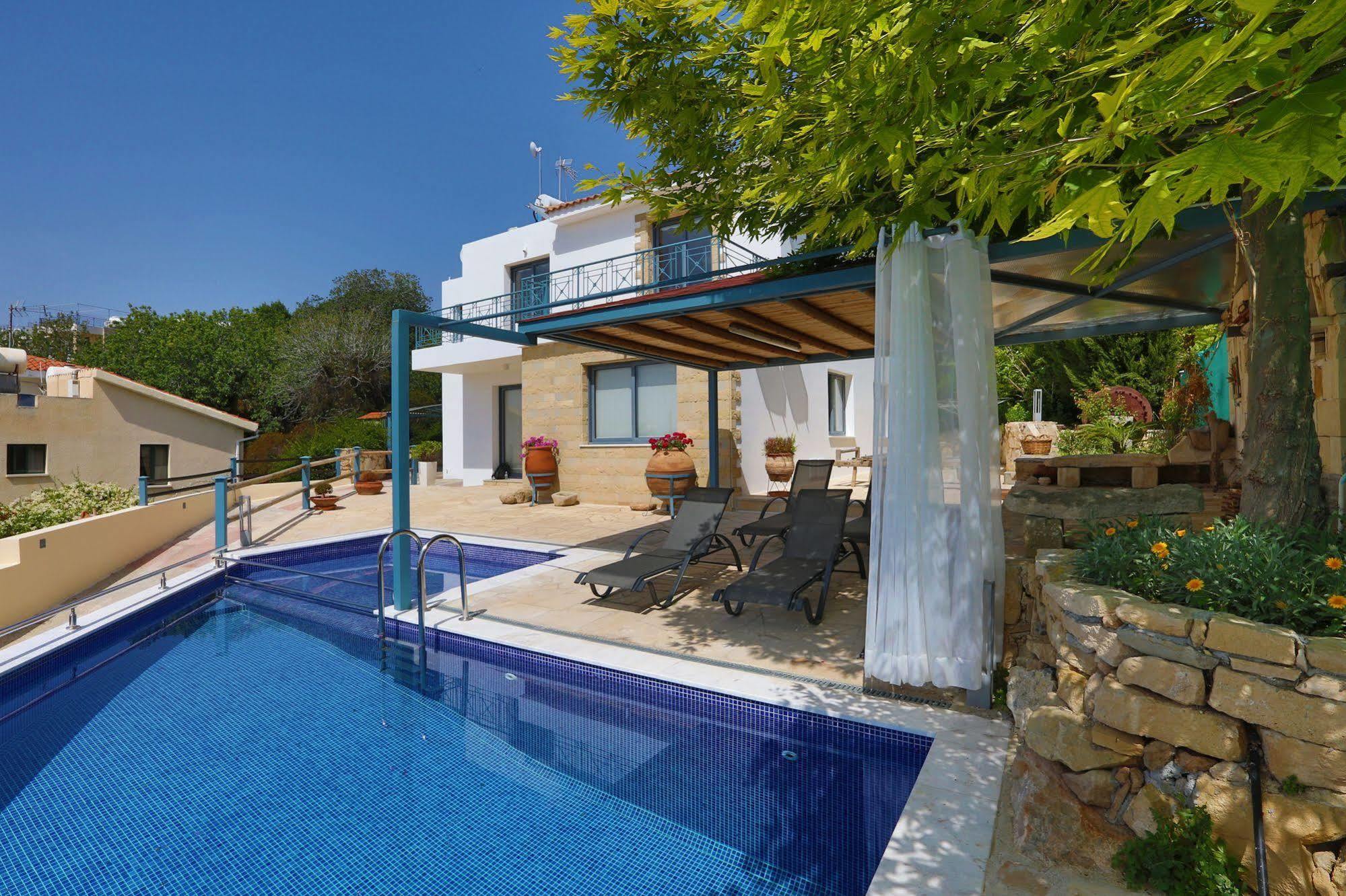 Julipapas Gardens Apartment Paphos Exterior photo
