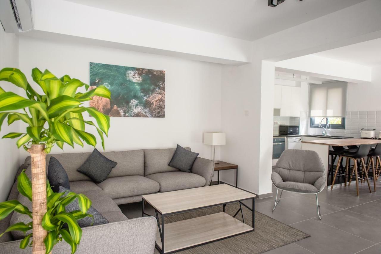 Julipapas Gardens Apartment Paphos Exterior photo